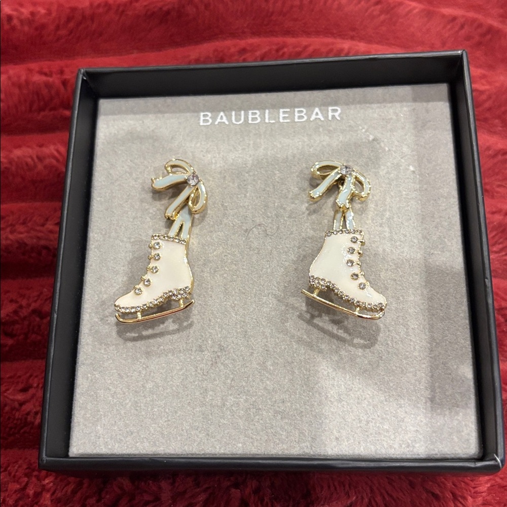 New BAUBLEBAR Women’s Ice Skates Crystal Holiday Drop Earrings in Box